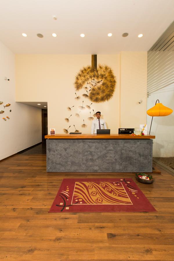 Hotel The Fern Residency, Miramar Panadží Exteriér fotografie